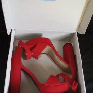 Dream Pairs Red high heels